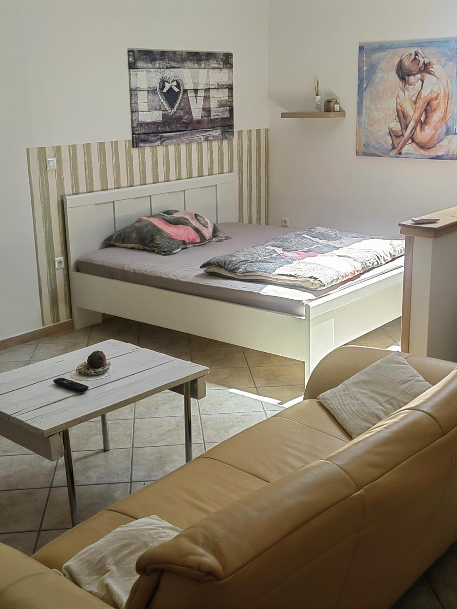 Miklavž na Dravskem PoljuWow Sleeping住宿加早餐旅馆 外观 照片